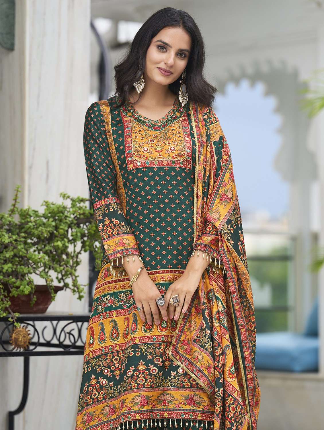 Women Printed Long Sleeve Kurta Palazzo With Dupatta Set