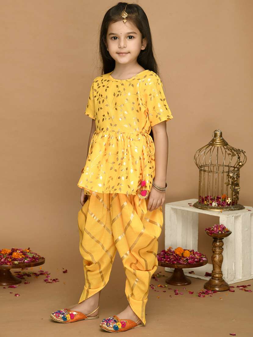 Girls Foil Print Kurta And Dhoti Set