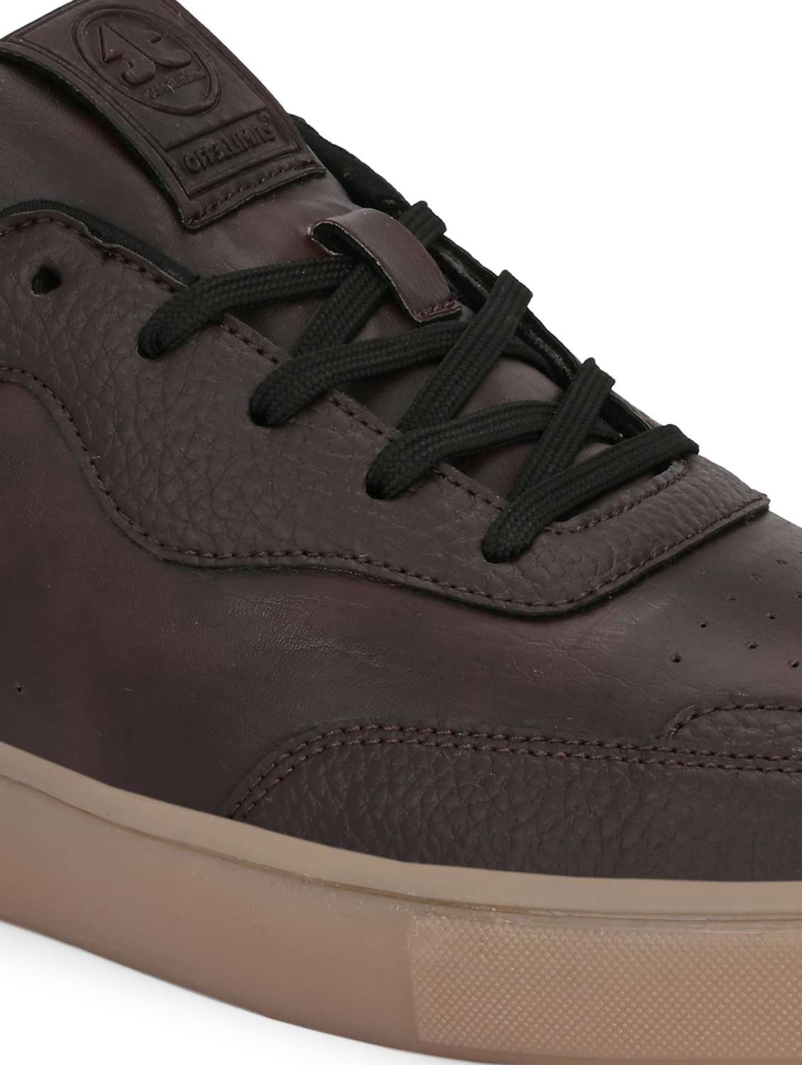 Men Textured Lace Up Sneaker - Image 5